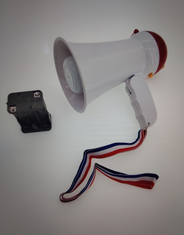 Cheerleading Compact Megaphone 200 Meters Cheer Megaphone With Handle